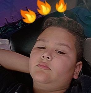 Meet your Posher, Alvaro